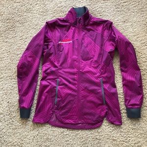 brooks waterproof jacket